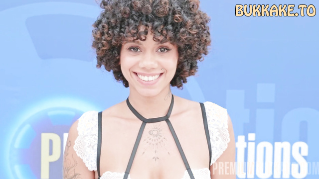 Premium Bukkake - 308 Curly Mih Floods Her Throat with Thick Cum