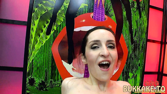 Extremebukkake - Delia Loves Feeling Cum in Her Mouth and Dick in Her Ass
