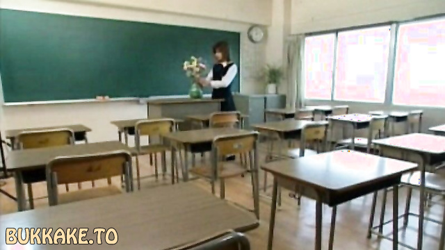 Sexy Japanese Schoolgirl Rua Ishikawa Gets Facials on her Face with Nose Hooked