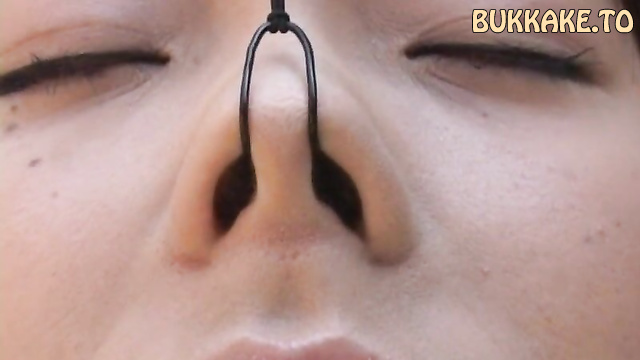 Sexy Japanese Rei Komuro Gets Tons of Semen at Outdoor BDSM Action