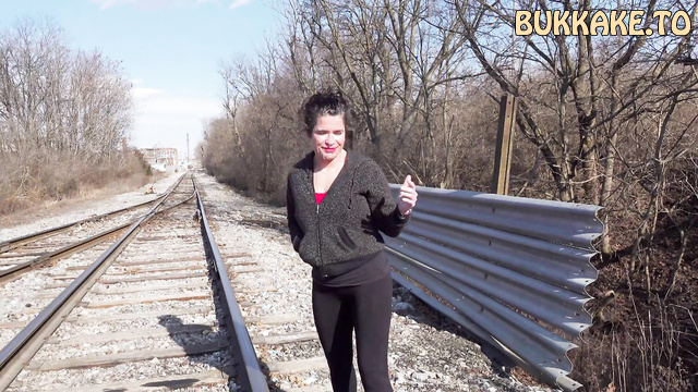 Sammi Starfish - Amateur Humiliating Walk And Driving With Facial