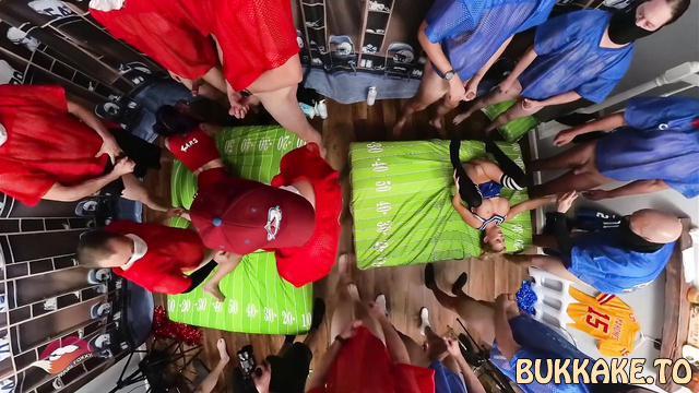 Richard Glaze Clips - Behind The Scenes With Couple Of Cheerleaders: Two Football Teams Strecth MILF's